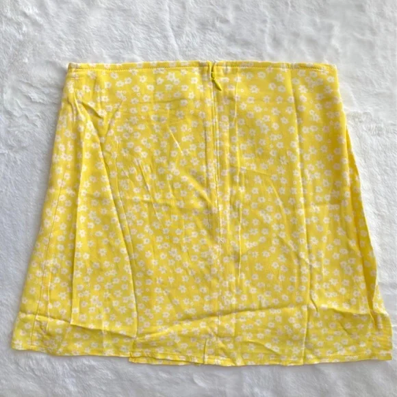 NWT Red Dress Boutique Yellow Floral Print Two Piece Set in Size Small - Picture 12 of 16